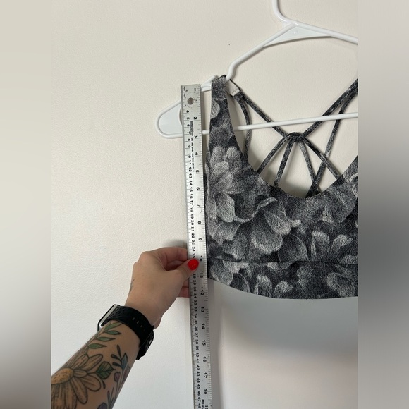 Athleta Solace Bra Textured - Picture 5 of 9